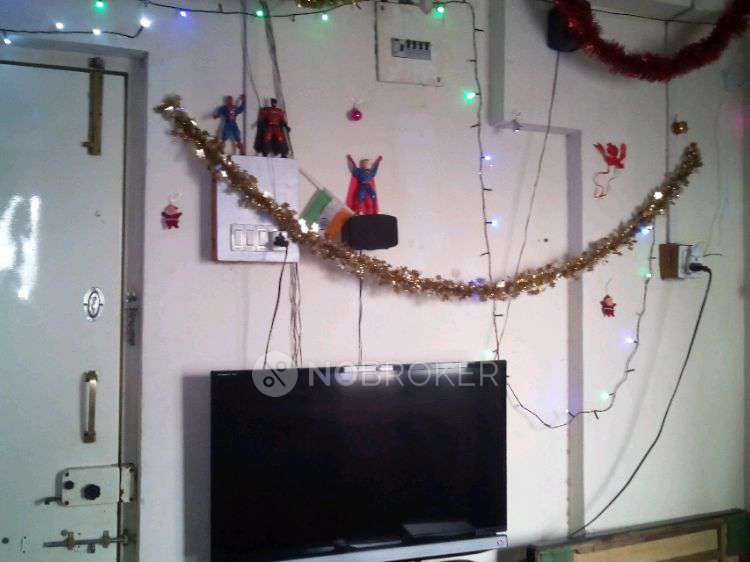 1 BHK Flat In Morarji Mill Compound for Rent  In Kandivali East