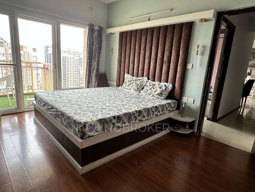 2 BHK Flat In Salarpuria Sattva Greenage For Sale  In Bommanahalli