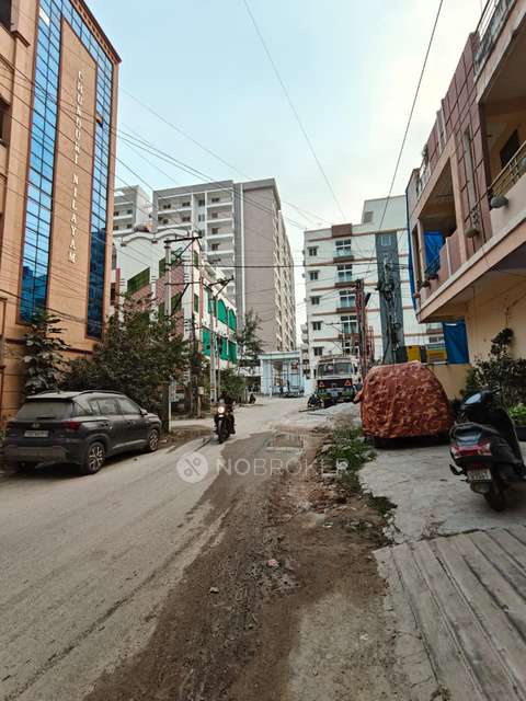 3 BHK Flat In A  Towers Constractions For Sale  In Manikonda