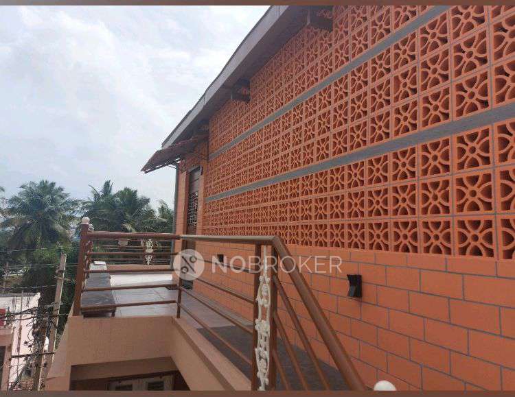 1 BHK Flat In Standalone Building  for Rent  In Hosakerehalli