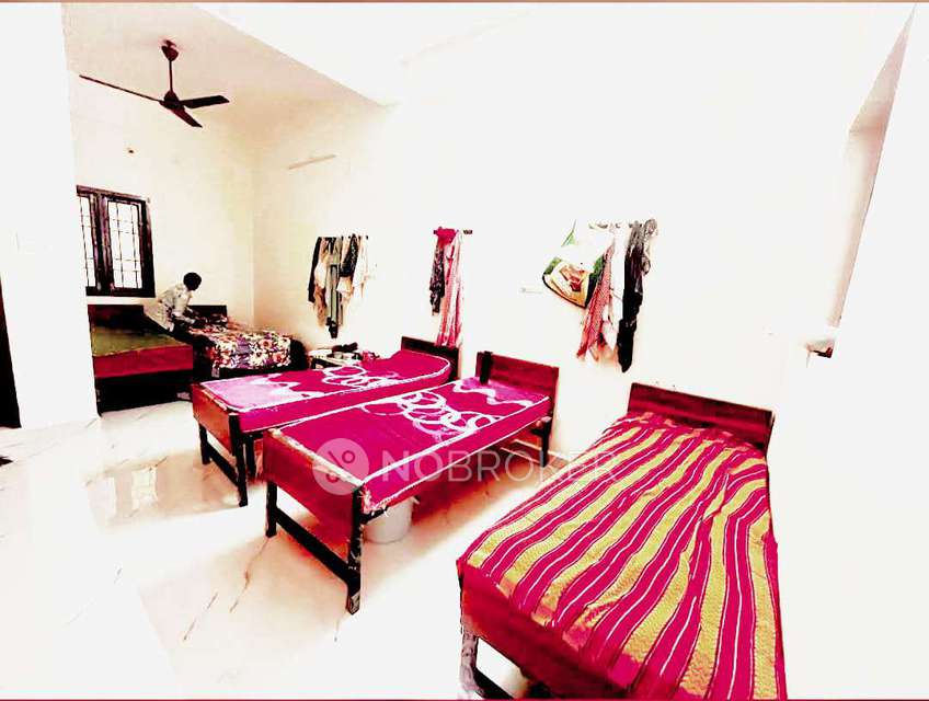 PG for Boys in Karapakkam