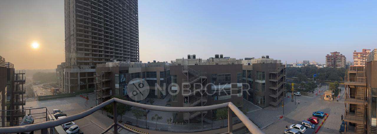 Showroom in Sector 32, Noida for Rent 