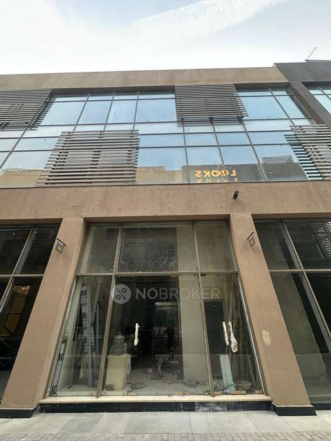 Office Space in Sector 32, Noida for Rent