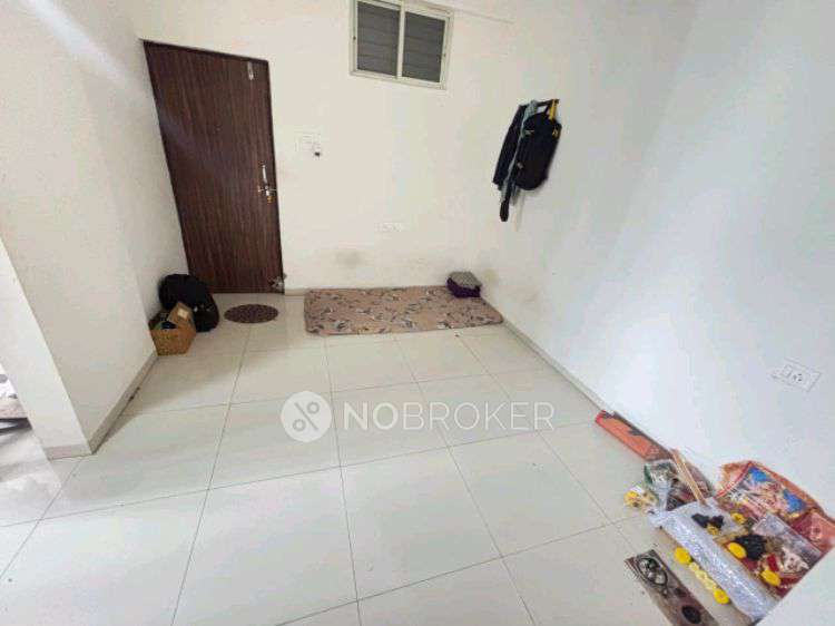 Single Room for Female In 2 BHK  In Yogeshwari Residency In Pimpri-chinchwad