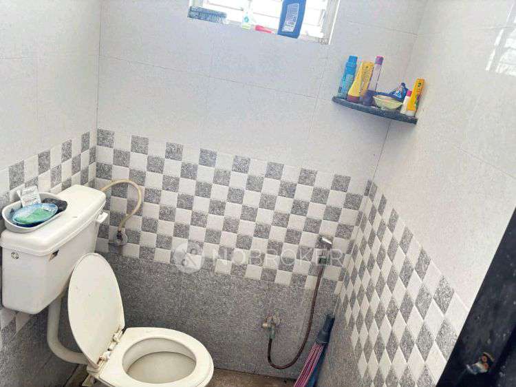 Single Room for Female In 2 BHK  In Yogeshwari Residency In Pimpri-chinchwad