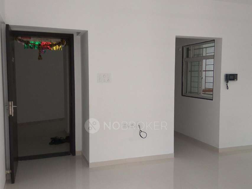 2 BHK Flat In Twin Arcs For Sale  In Pimpri-chinchwad