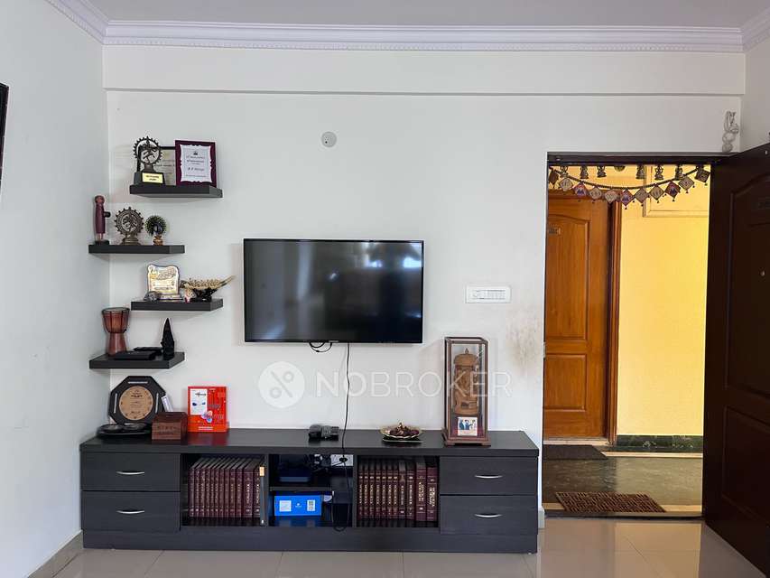 2 BHK Flat In Sterling Residency for Rent  In Rmv 2nd Stage