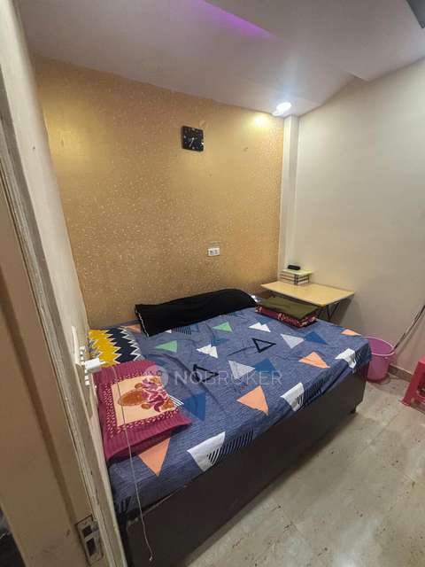 1 BHK Flat In Sb for Rent  In Rohini
