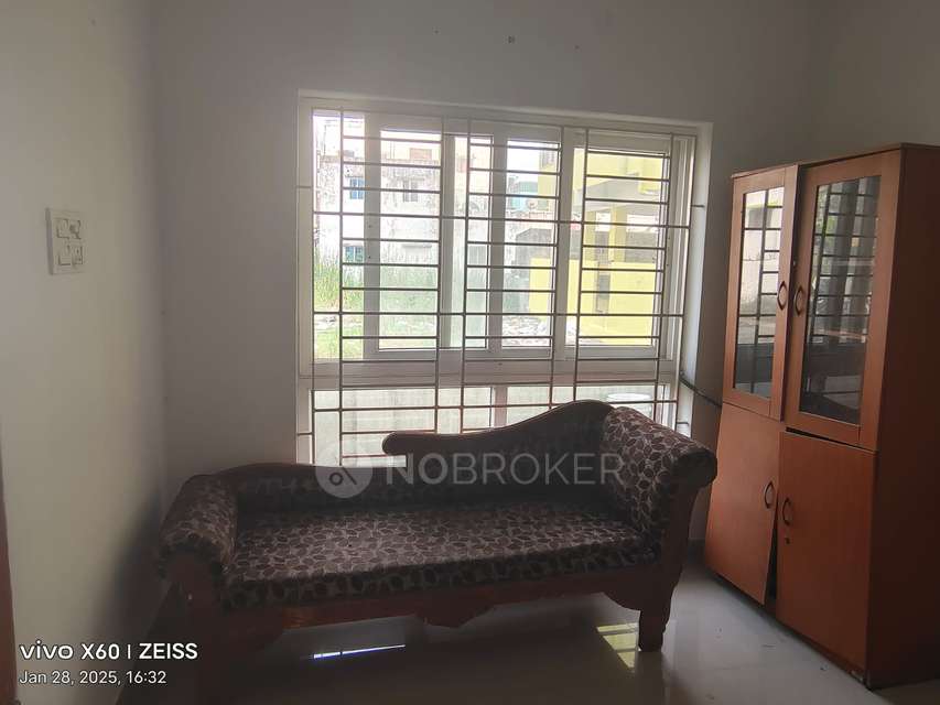 PG for Girls in Mugalivakkam