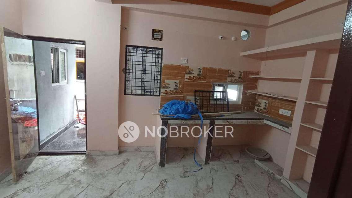 1 BHK Flat In Sb For Sale  In Borabanda