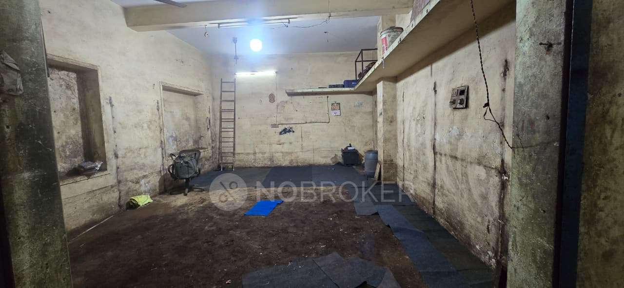 Godown/Warehouse in Koyambedu, Chennai for Rent 