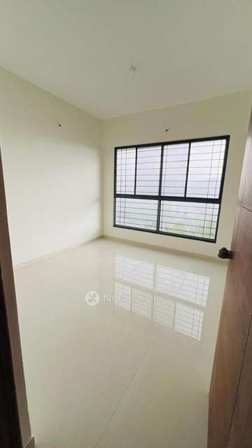 Single Room for Female In 4+ BHK  In Karandikar Kls Supremus In Pashan