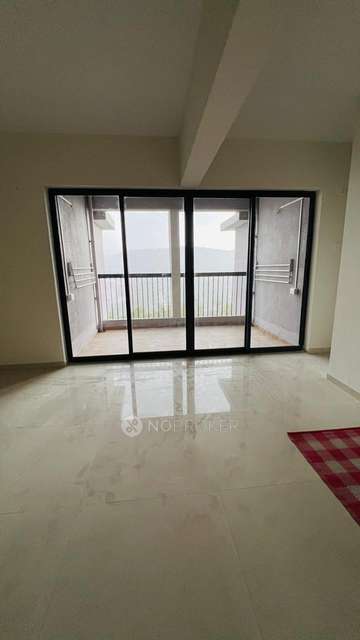 Single Room for Female In 4+ BHK  In Karandikar Kls Supremus In Pashan