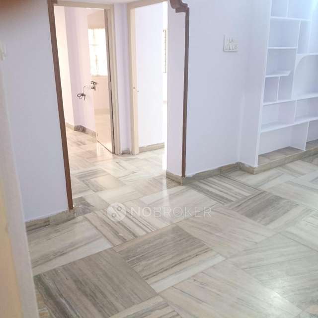 2 BHK Flat In Moosarambagh  For Sale  In Moosarambagh