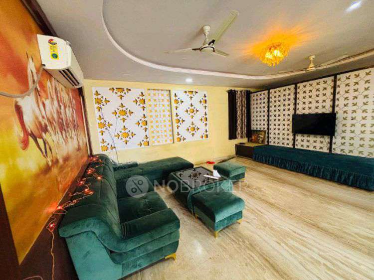 1 BHK Flat In Shonest Towers for Rent  In Wakad