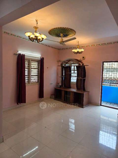 2 BHK Flat In Madhav Villa for Lease  In Madhav Villa