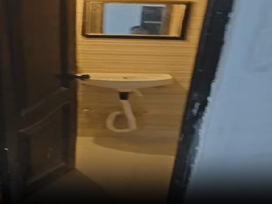 PG for Boys in Madhopura