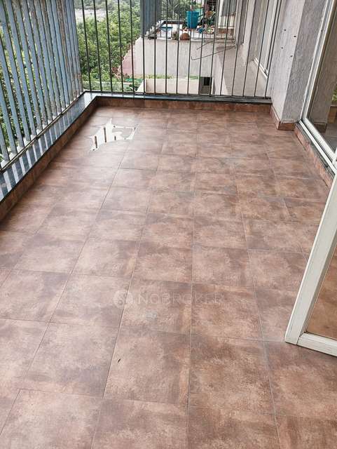 Single Room for Female In 2 BHK  In Gandhi Bafna Ayaan,  Kharadi, Pune In  Kharadi, Pune