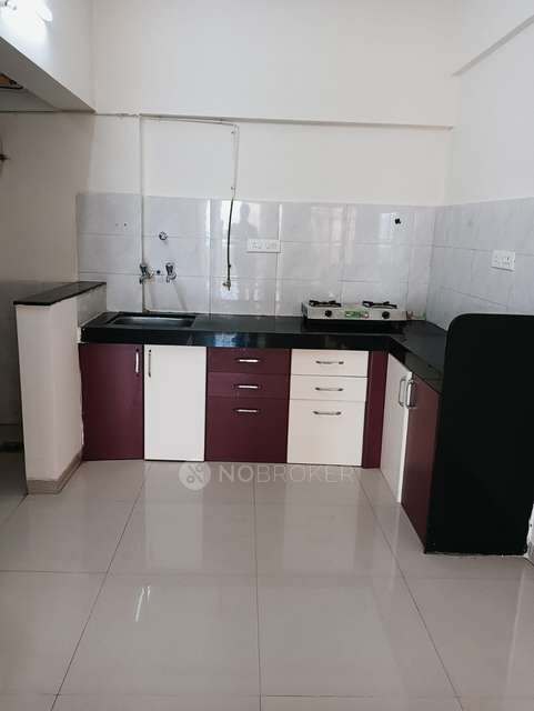 Single Room for Female In 2 BHK  In Gandhi Bafna Ayaan,  Kharadi, Pune In  Kharadi, Pune