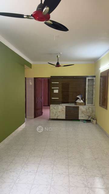 2 BHK Flat In Kala Flats, West Mambalam for Rent  In West Mambalam