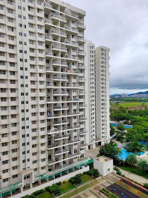 4 BHK Flat In R7 Avenue, Life Republic Township for Rent  In  Pimpri-chinchwad,