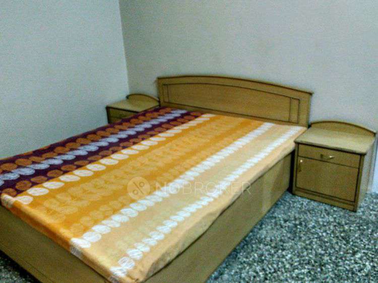 2 BHK Flat In Shanti Kunj Apartment, Camp for Rent  In Camp