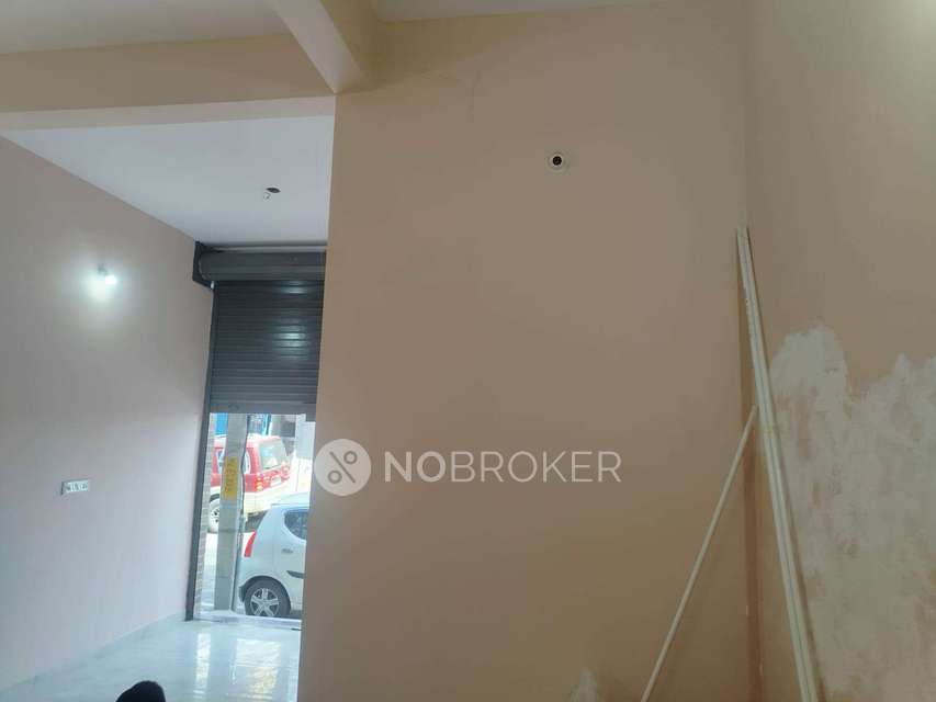 Shop in Adugodi, Bangalore for Rent 