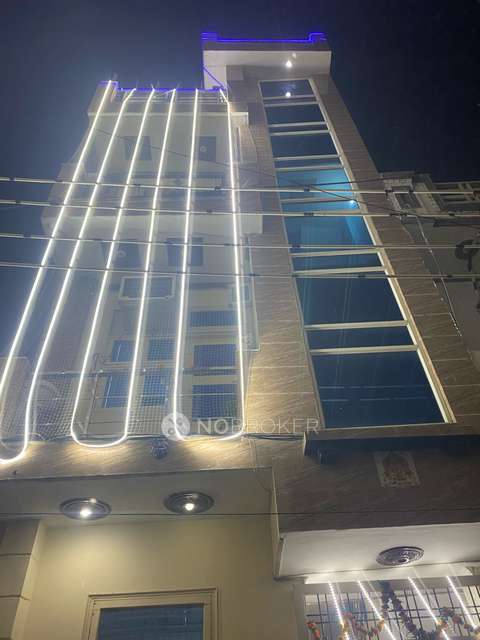 4+ BHK Flat For Sale  In Sector 3