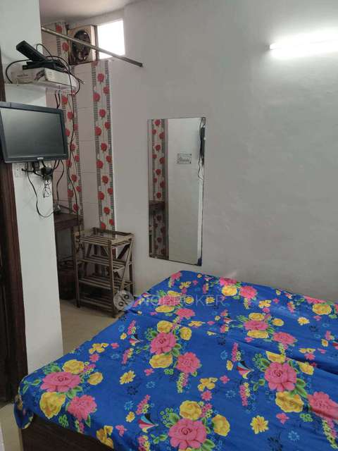 PG for Girls in Sector 27