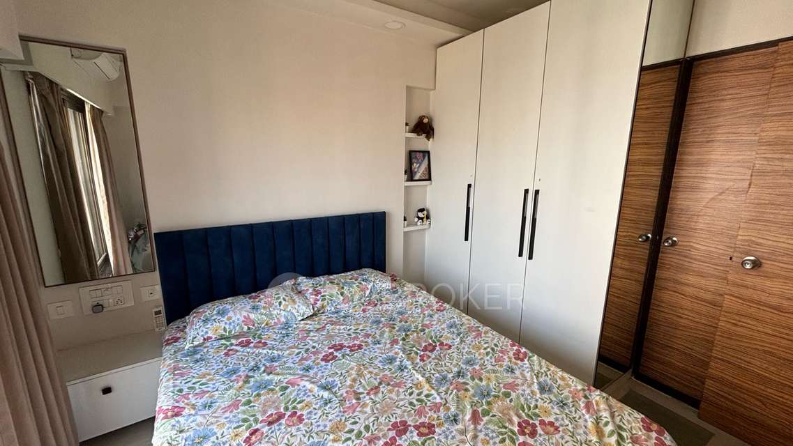 2 BHK Flat In Prayag Heights for Rent  In  Goregaon