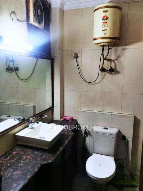 3 BHK Flat For Sale  In Gautam Nagar