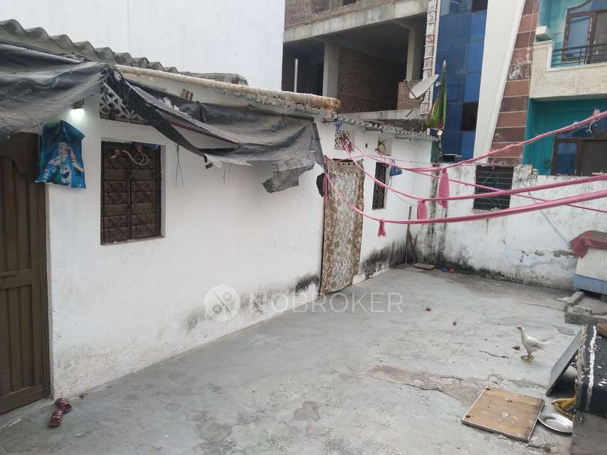 Plot For Sale  In Near Paramounts Colony In Tolichowki