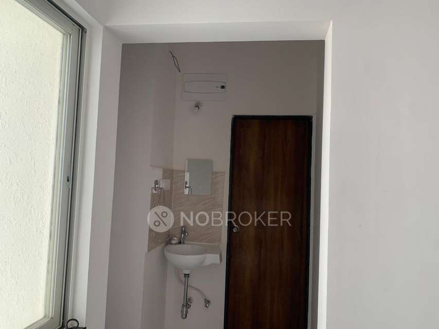 2 BHK Flat In Vtp Purvanchal For Sale  In Wagholi