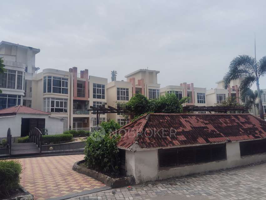 3 BHK Flat In Amrapali Platinum for Rent  In Shop No.5, Kamla Complex, Fng Service Rd, Near Parthala Bridge, Sector 121, Noida, Uttar Pradesh 201301, India