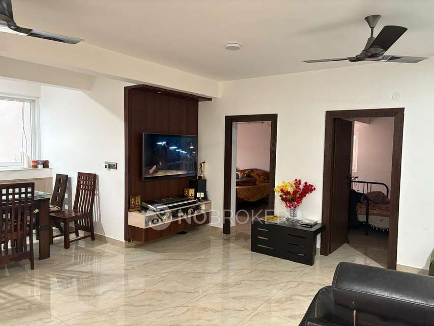 3 BHK Flat In Rmv Clusters Phase 2, Devinagar For Sale  In Devinagar