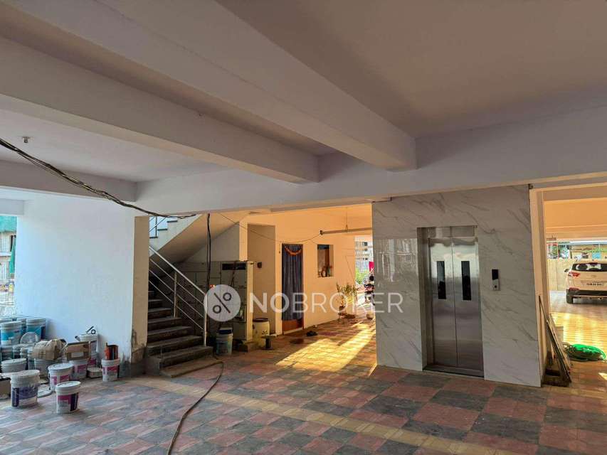 3 BHK Flat In Sree Venkateswara Sahasranama Nilayam For Sale  In Alkapur Township