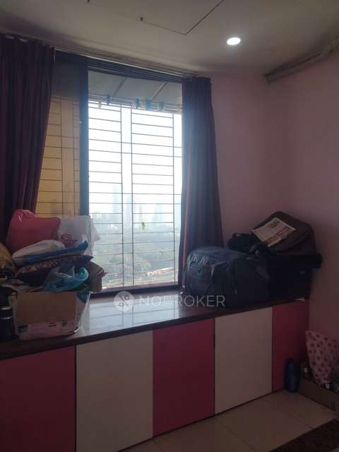 1 BHK Flat In Royal Palace For Sale  In Prabhadevi 