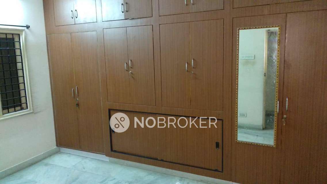 2 BHK Flat In Mythri Lake Front Apartment For Sale  In Pragathi Nagar