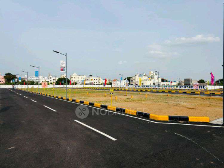 Plot For Sale  In Serasa Eminent In Kattangulathur Railway Station