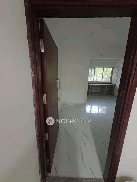 1 RK Flat In D Solitaire  For Sale  In Santacruz East