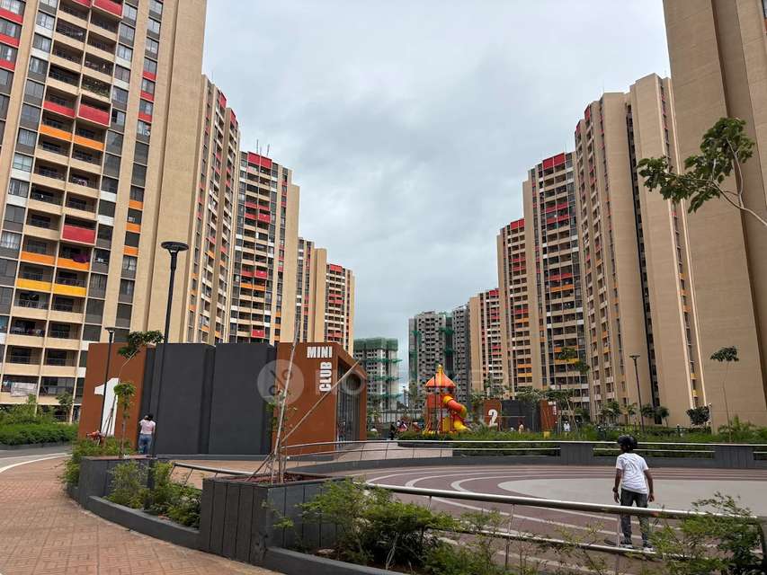 2 BHK Flat In Joy Ville Hadapsar for Rent  In Hadapsar