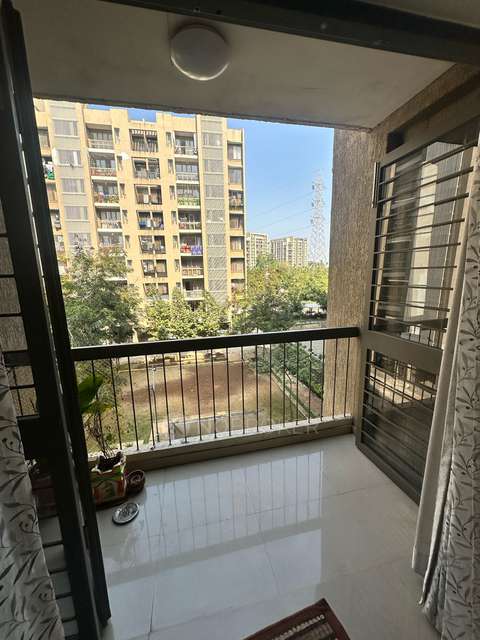 2 BHK Flat In Skyi Star Tower 3 For Sale  In Skyi Star Towers, Pune