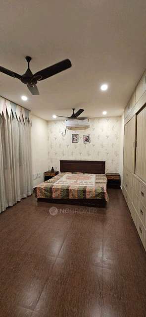 PG for Girls in 1570, Housing Board Colony, Sector 31, Gurugram, Haryana 122001, India