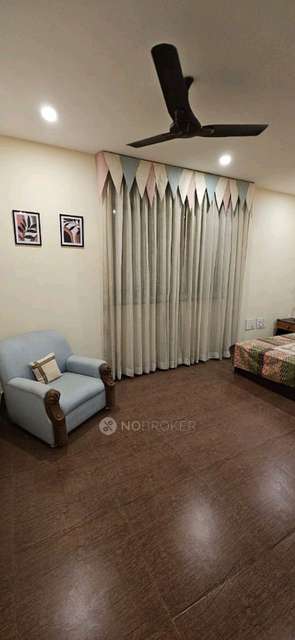 PG for Girls in 1570, Housing Board Colony, Sector 31, Gurugram, Haryana 122001, India