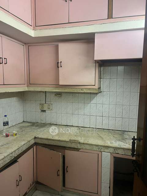 2 BHK Flat for Rent  In Lajpat Nagar