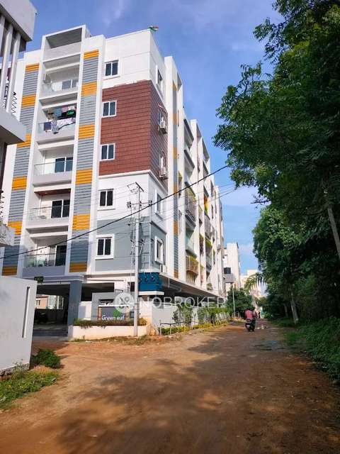 3 BHK Flat In Green Leaf Apartment For Sale  In  Kondapur