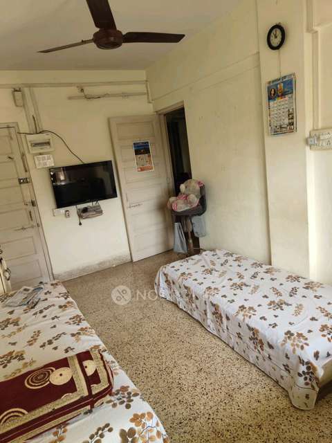 2 BHK Flat In Nav Dattatray Thane East For Sale  In Natu Paranjpe Colony, Thane East