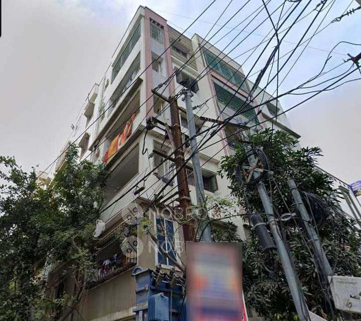 Shared Room for Male In 2 BHK  In Rivora Cafe In Kukatpally