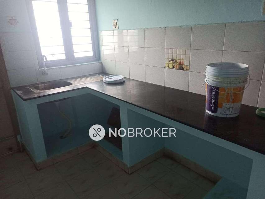 2 BHK Flat In Standalone Building  For Sale  In Vyasarpadi