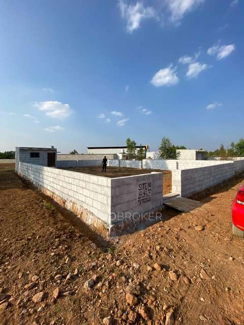 Godown/Warehouse in Oasis International School, Bangalore for Rent 